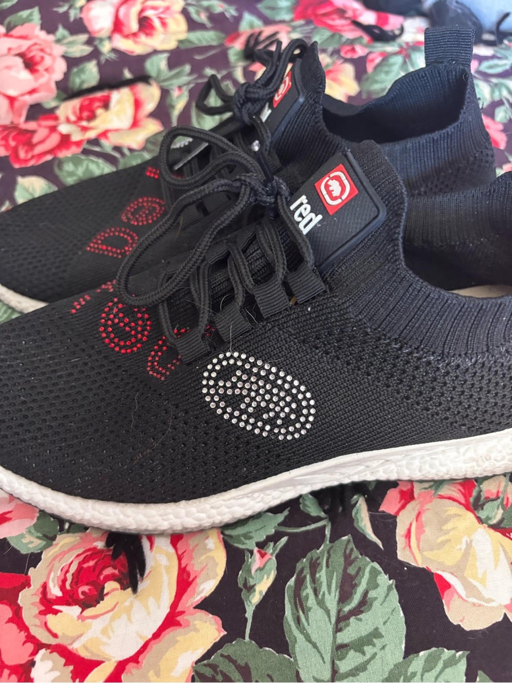 Ecko Unlimited Black Athletic Slip-On Sneakers with Red Logo Accents